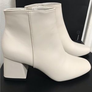 Ankle boots